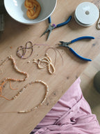 Beige shades sun stone necklace